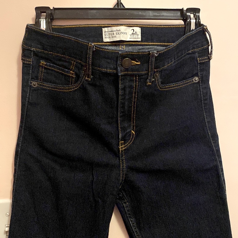 Abercrombie Super Skinny high rise dark blue jeans